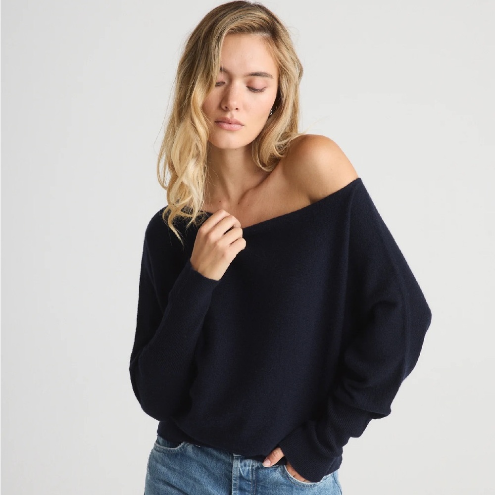 Evereve Off Shoulder Sweater